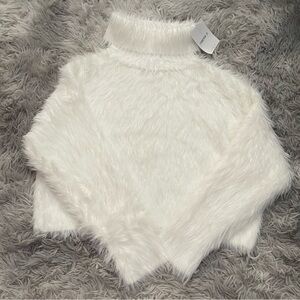 Forever 21 Cropped Fuzzy Soft White Turtleneck Sweater